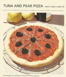 Vintage sweets recipes: tuna and pear pizza